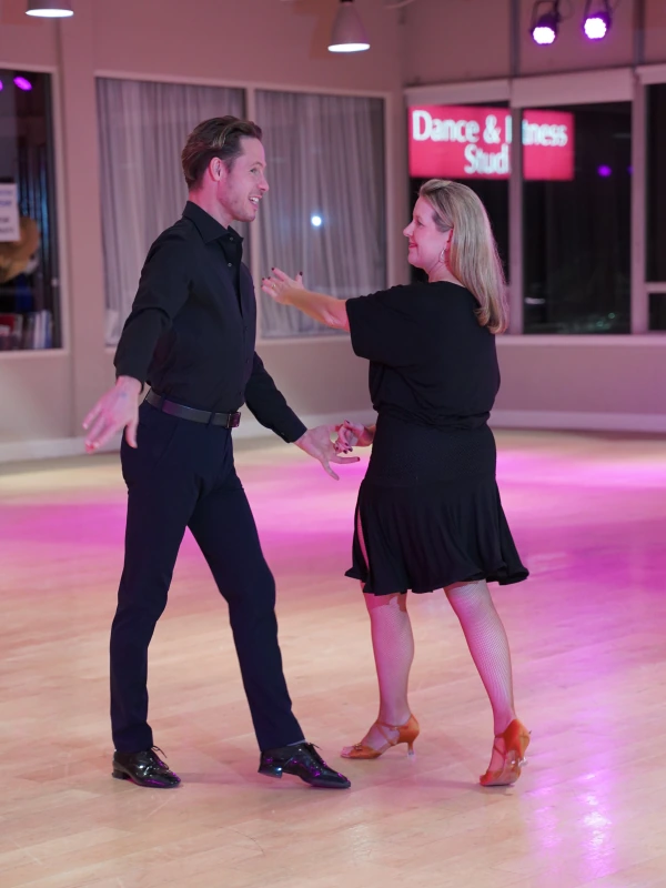 Private ballroom dance lesson near me - Private dance lessons Boston