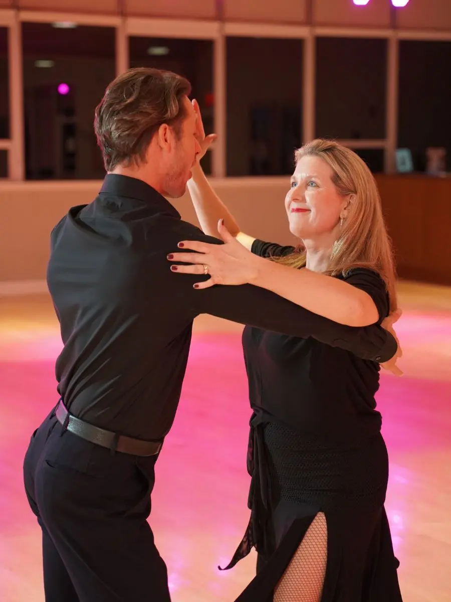 How to Maintain a Healthy Partnership in Ballroom Dancing